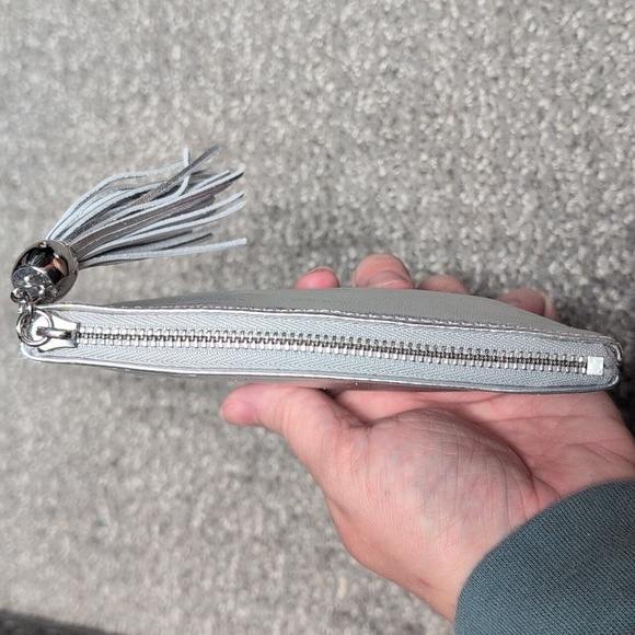 Silver Metallic Zip Pouch - Picture 4 of 6